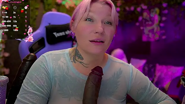 BlackedBarbie online show from September 18, 2025, 6:43 pm