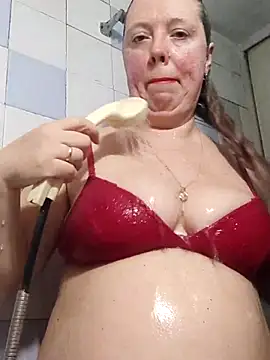 Snapshot of Irina3718 chatting on March 13, 2025, 1:40 pm Irina3718 online show from March 13, 2025, 1:40 pm