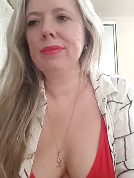 Snapshot of Irina3718 chatting on October 29, 2025, 4:53 pm Irina3718 online show from October 29, 2025, 4:53 pm