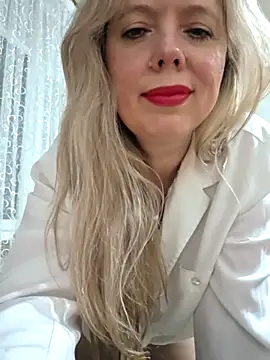 Snapshot of Irina3718 chatting on April 18, 2026, 7:07 pm Irina3718 online show from April 18, 2026, 7:07 pm