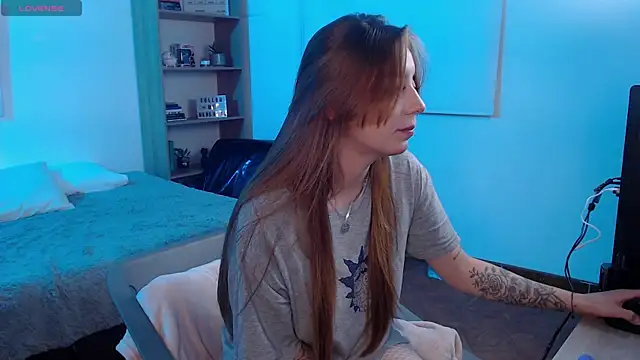 Soy mangx online show from October 3, 2025, 2:08 am