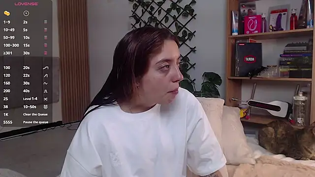 Snapshot of Soy_mangx chatting on February 10, 2026, 8:13 pm Soy mangx online show from February 10, 2026, 8:13 pm