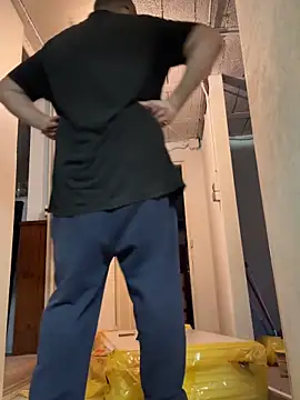 billybib83 online show from October 24, 2025, 4:25 pm