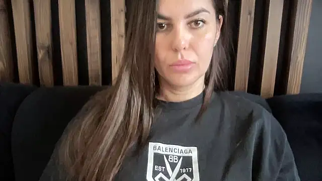 AngelinaMeov online show from March 4, 2026, 12:00 pm