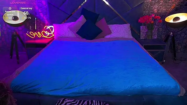 Snapshot of CandyLadyyy chatting on March 7, 2026, 9:45 pm CandyLadyyy online show from March 7, 2026, 9:45 pm