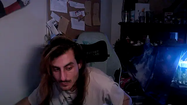 Snapshot of twink69Finger chatting on October 12, 2025, 1:21 pm twink69Finger online show from October 12, 2025, 1:21 pm