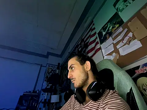 Snapshot of twink69Finger chatting on October 29, 2025, 12:07 pm twink69Finger online show from October 29, 2025, 12:07 pm