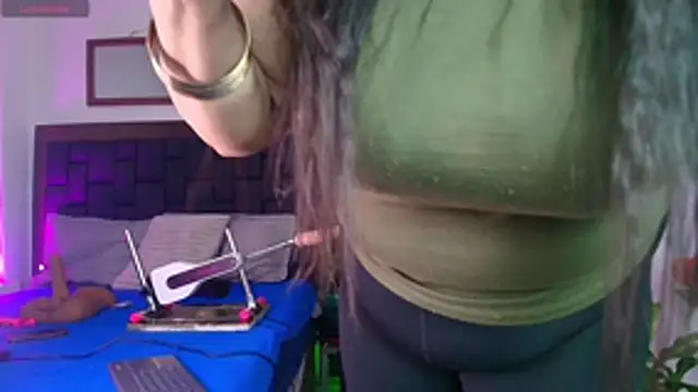 EllenaBoobs  online show from May 5, 2026, 3:25 am