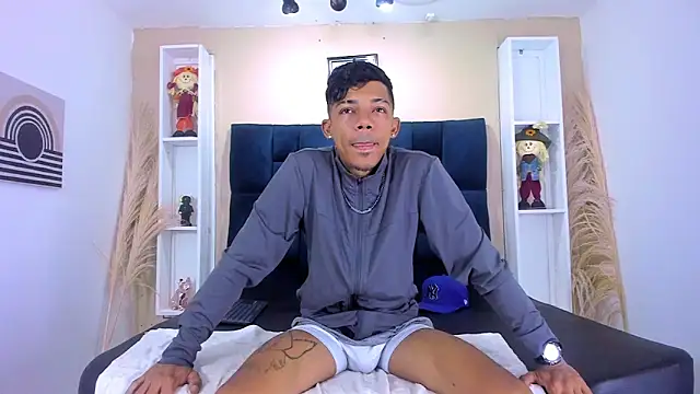 Snapshot of Gregory_Sforza chatting on September 27, 2025, 1:16 pm Gregory Sforza online show from September 27, 2025, 1:16 pm