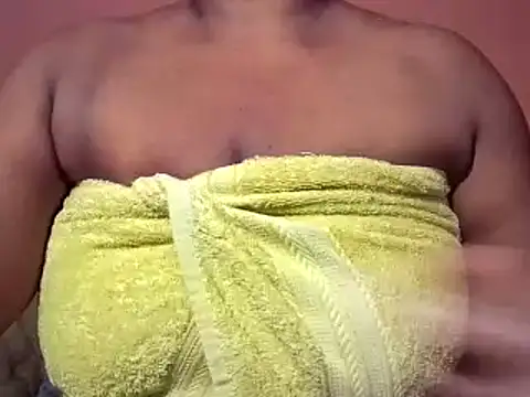 Snapshot of sexyamanda_ chatting on February 4, 2025, 5:53 am sexyamanda  online show from February 4, 2025, 5:53 am