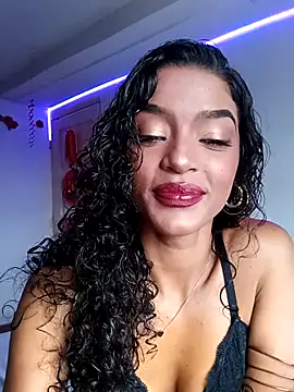 Snapshot of Aphrodite-777 chatting on April 19, 2026, 8:44 pm Aphrodite-777 online show from April 19, 2026, 8:44 pm