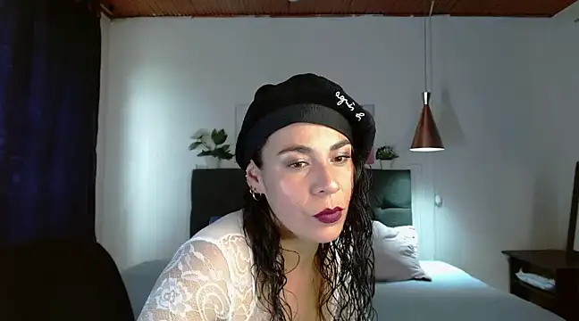 Snapshot of mia_velvet1 chatting on March 13, 2025, 3:39 pm mia velvet1 online show from March 13, 2025, 3:39 pm