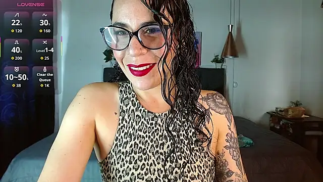 Snapshot of mia_velvet1 chatting on October 7, 2025, 2:58 pm mia velvet1 online show from October 7, 2025, 2:58 pm
