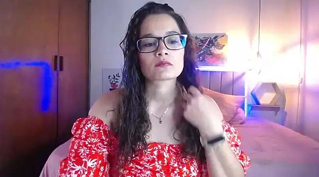 Snapshot of Rose_Thompson1 chatting on March 12, 2025, 1:51 pm Rose Thompson1 online show from March 12, 2025, 1:51 pm