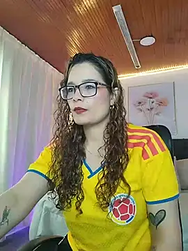 Rose Thompson1 online show from July 7, 2026, 1:26 pm