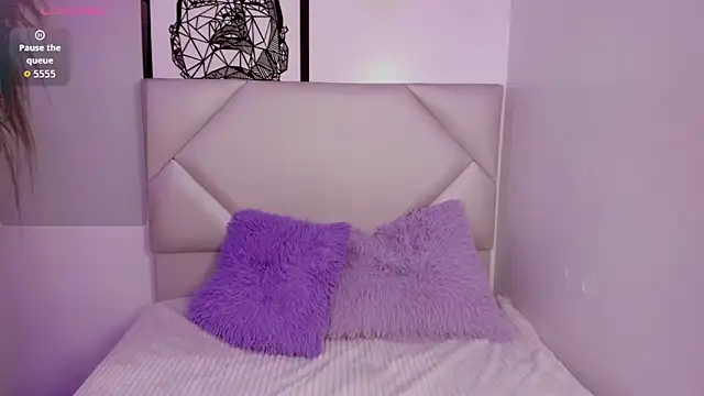 Abby Piink online show from October 6, 2025, 2:25 pm