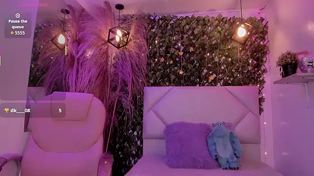 Abby Piink online show from January 18, 2026, 5:44 am