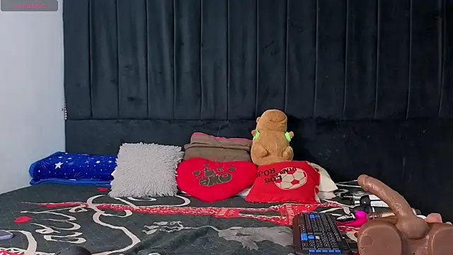 megan stathann online show from December 4, 2025, 9:12 pm