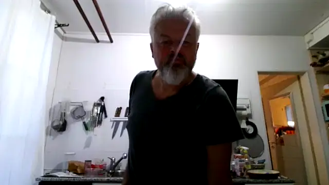 Berg Boy online show from March 21, 2026, 5:34 am