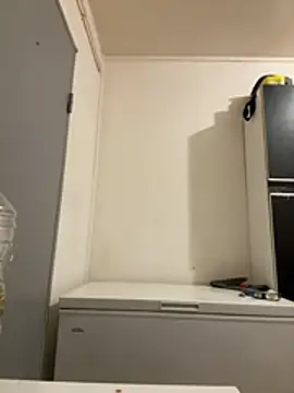 Hugo34bg online show from March 19, 2026, 3:43 am