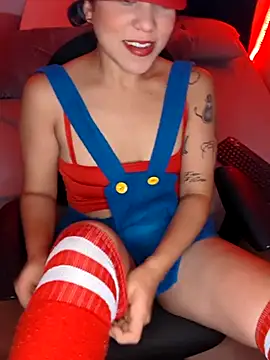 heykriss  online show from March 19, 2025, 1:21 am