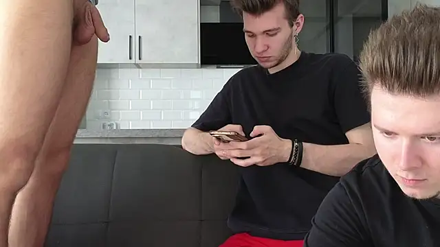 Snapshot of boys_sobolisha chatting on September 23, 2025, 11:46 am boys sobolisha online show from September 23, 2025, 11:46 am