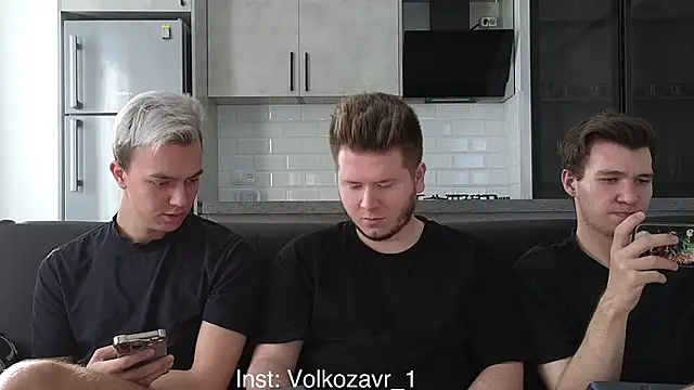 Snapshot of boys_sobolisha chatting on October 10, 2025, 12:59 pm boys sobolisha online show from October 10, 2025, 12:59 pm