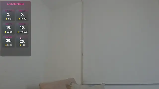 Snapshot of Ivelleee_ chatting on July 15, 2026, 11:10 pm Ivelleee online show from July 15, 2026, 11:10 pm