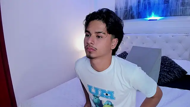 Snapshot of MathewAdams chatting on September 18, 2025, 6:21 pm MathewAdams online show from September 18, 2025, 6:21 pm