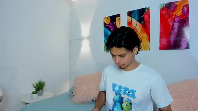 Snapshot of MathewAdams chatting on September 25, 2025, 6:22 pm MathewAdams online show from September 25, 2025, 6:22 pm