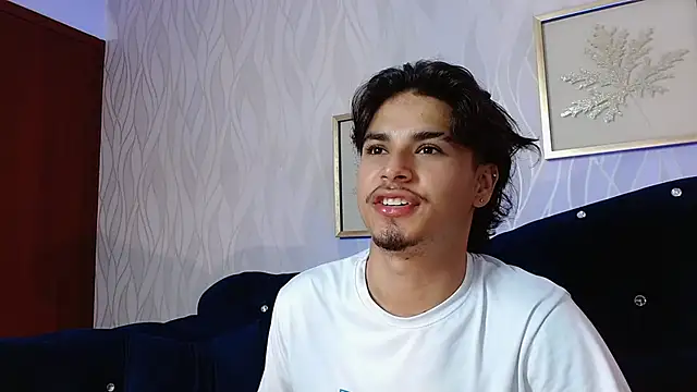 Snapshot of MathewAdams chatting on October 10, 2025, 6:18 pm MathewAdams online show from October 10, 2025, 6:18 pm