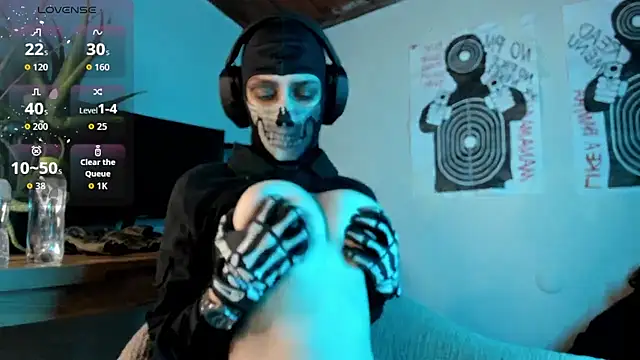 cos operator online show from September 20, 2025, 7:26 pm