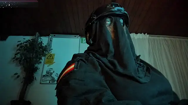 cos operator online show from May 1, 2026, 8:24 pm