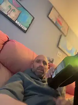 tttttyta online show from November 14, 2025, 7:23 pm