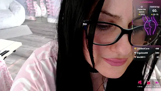 BellaStar84 online show from April 29, 2026, 5:30 pm