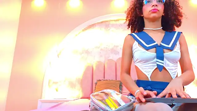 Snapshot of CamilaJohnston chatting on October 14, 2025, 8:09 pm CamilaJohnston online show from October 14, 2025, 8:09 pm