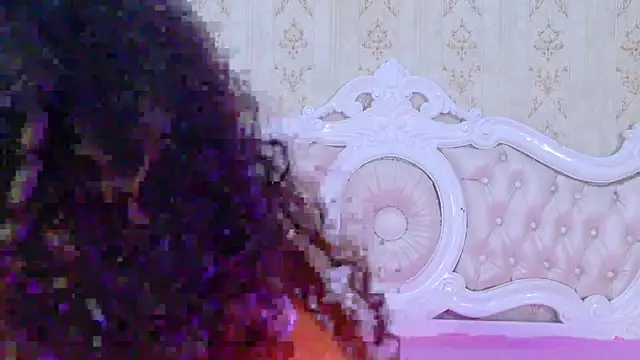 CamilaJohnston online show from June 25, 2026, 1:04 pm
