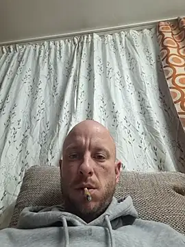 svenpfeifer online show from November 18, 2025, 4:00 pm