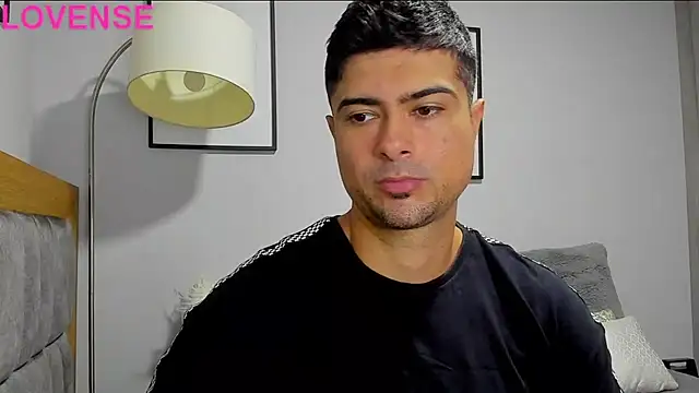 Snapshot of Dante_Storm chatting on October 14, 2025, 9:54 am Dante Storm online show from October 14, 2025, 9:54 am