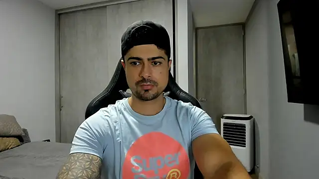 Snapshot of Dante_Storm chatting on October 27, 2025, 3:21 am Dante Storm online show from October 27, 2025, 3:21 am