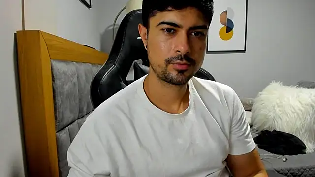 Snapshot of Dante_Storm chatting on October 30, 2025, 6:04 am Dante Storm online show from October 30, 2025, 6:04 am