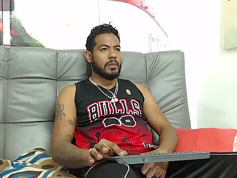 BladeFoxxx1 online show from September 17, 2025, 10:28 am