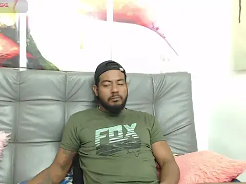 BladeFoxxx1 online show from October 4, 2025, 8:56 am