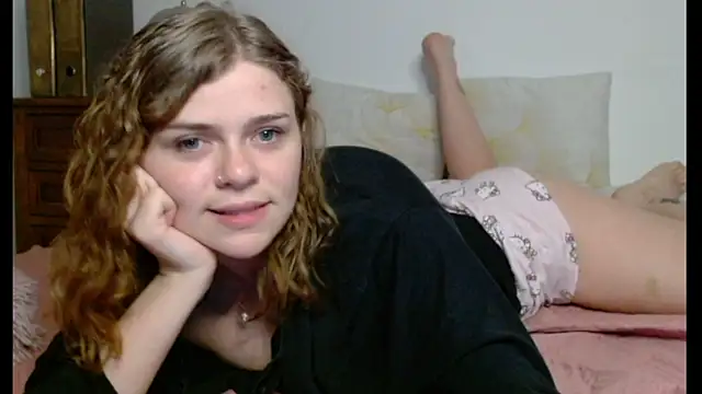 HaleyReedme online show from March 12, 2025, 7:28 pm