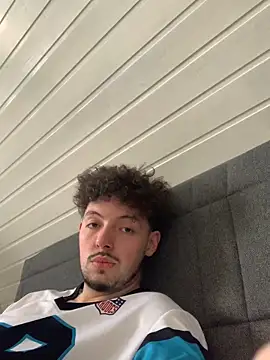 Snapshot of Sabo01 chatting on March 14, 2025, 9:46 am Sabo01 online show from March 14, 2025, 9:46 am