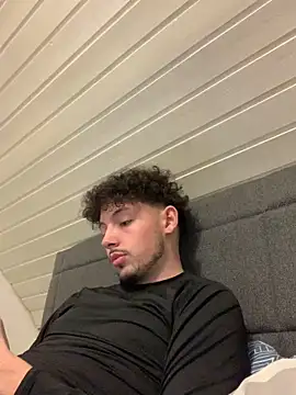 Snapshot of Sabo01 chatting on March 15, 2025, 7:48 pm Sabo01 online show from March 15, 2025, 7:48 pm