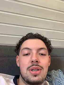 Snapshot of Sabo01 chatting on March 17, 2025, 3:29 pm Sabo01 online show from March 17, 2025, 3:29 pm