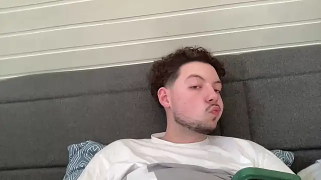 Snapshot of Sabo01 chatting on March 19, 2025, 8:12 am Sabo01 online show from March 19, 2025, 8:12 am