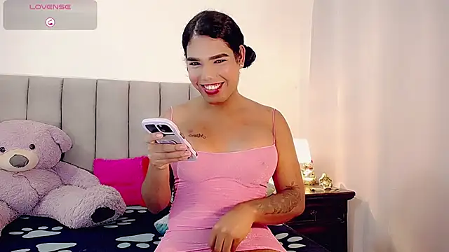 Snapshot of taniababy chatting on October 4, 2025, 7:01 pm taniababy online show from October 4, 2025, 7:01 pm