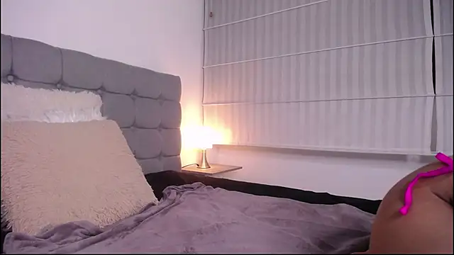 Violet King online show from September 10, 2025, 2:39 pm